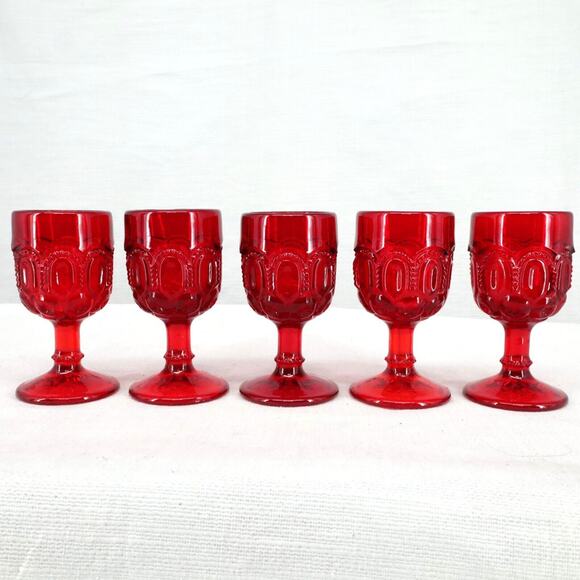 LE Smith Moon and Stars 5 Wine Glasses Goblets Amberina Ruby Red 4 1/2" Tall - Picture 1 of 9